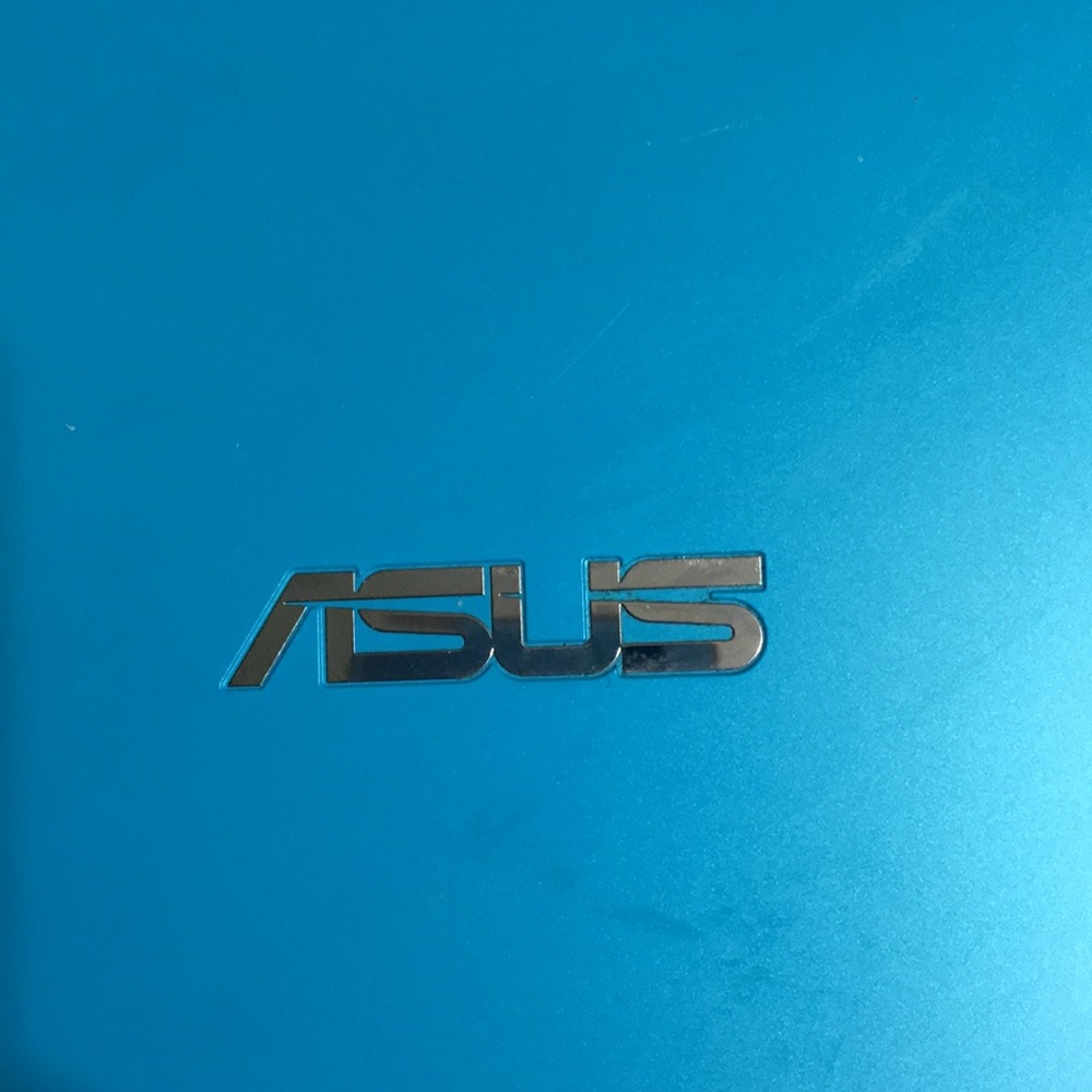 ASUS Laptop - Picture 6 of 6